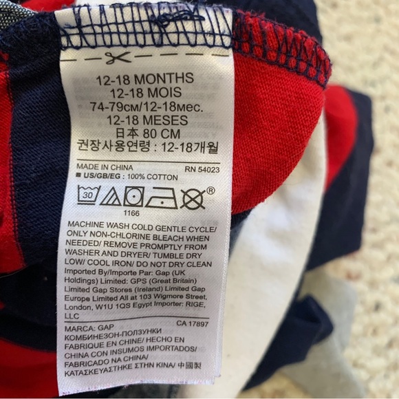 ✨2/20✨ Baby Gap Striped One-Piece Outfit - Picture 6 of 6